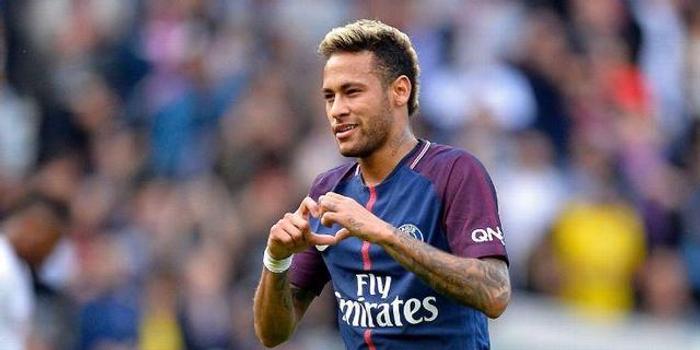 内马尔官方宣布比赛规则变更新规，中国队引发争议！赛场气氛高涨(内马尔最新比赛消息)