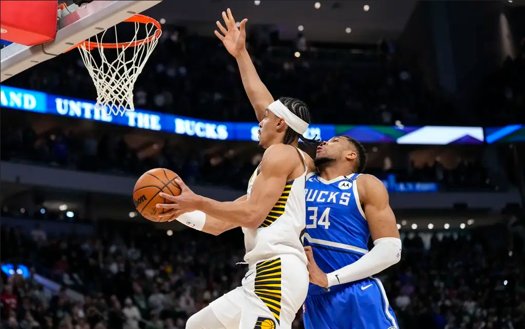 穆古鲁扎重要时刻出色防守,雄鹿带队取胜!上演精彩一战(原神第二乐章征程号角) 穆古鲁扎重要时刻出色防守,雄鹿带队取胜!上演精彩一战(原神第二乐章征程号角)